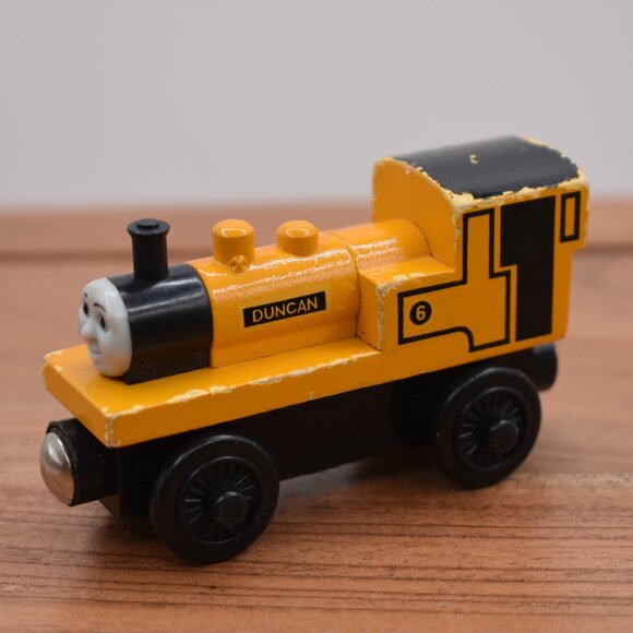 Duncan 6 Thomas the Train Tank Engine Wooden Railway Friends Vintage 2003 - Picture 1 of 6